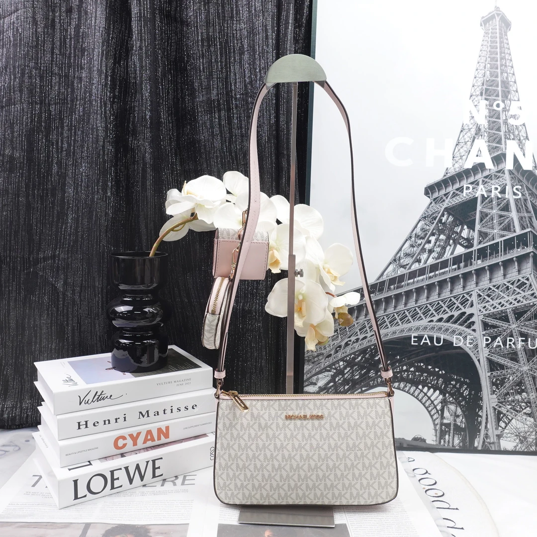 95新 MICHAEL KORS/迈克高仕 单肩包/T10290443