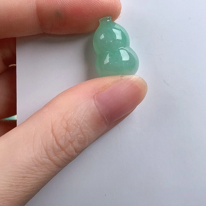 颈饰18K金镶嵌翡翠8632576568