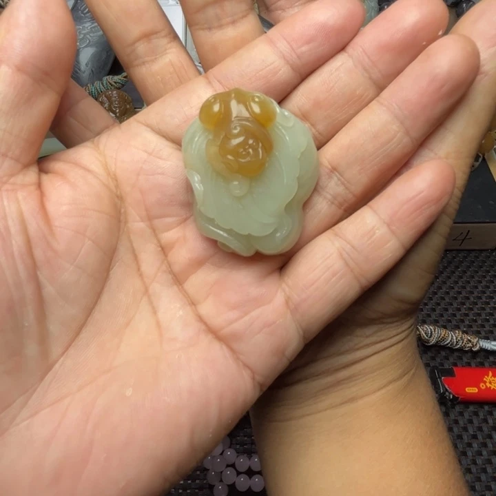 和田玉未镶嵌吊坠(不含链)
