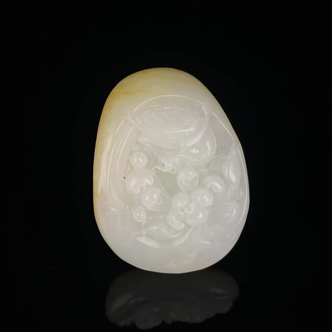 GC449404/民国和田玉一品清莲挂件/上海西香记