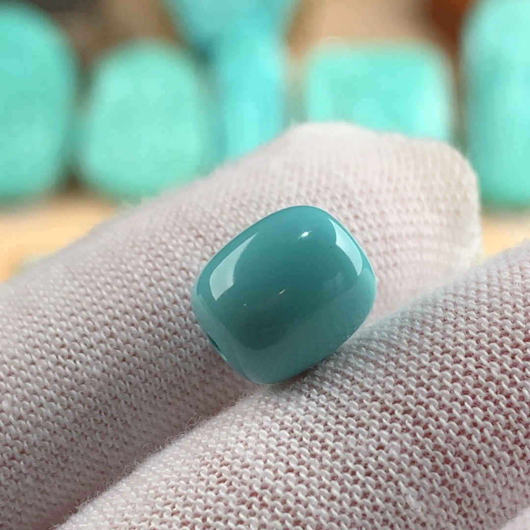 绿松石未镶嵌桶珠卡9