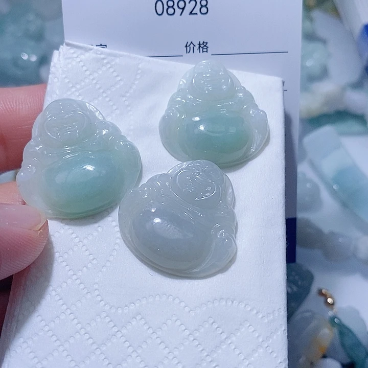 翡翠未镶嵌颈饰天光墟翡翠市场现金代购