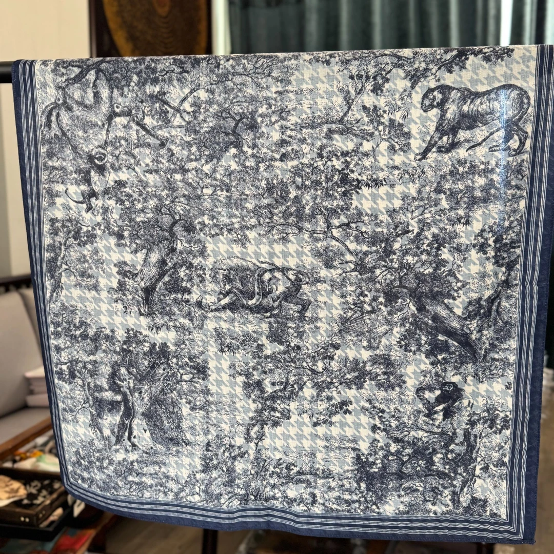 【A56-102 素描】70*70丝毛新款潮流女士复古围巾保暖丝巾