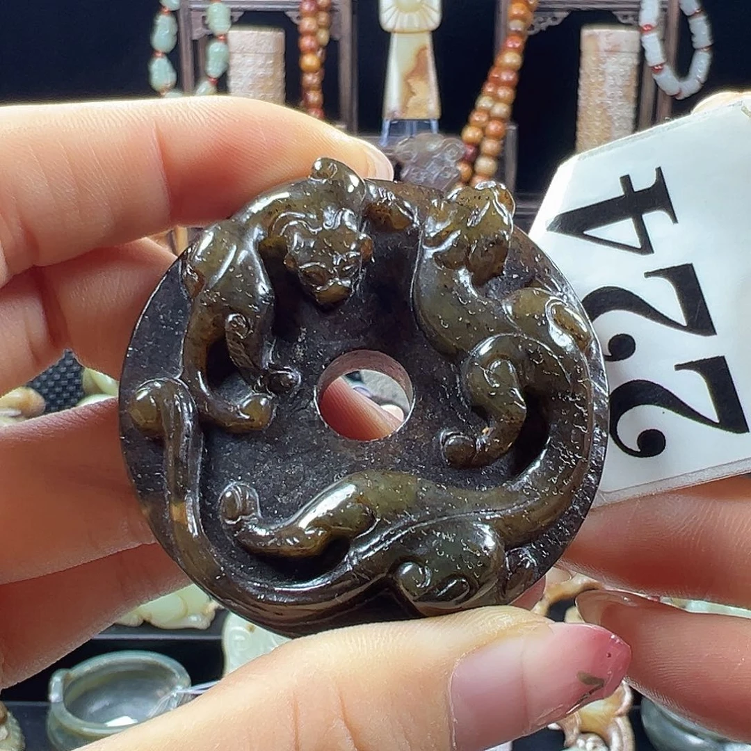 和田玉未镶嵌挂件