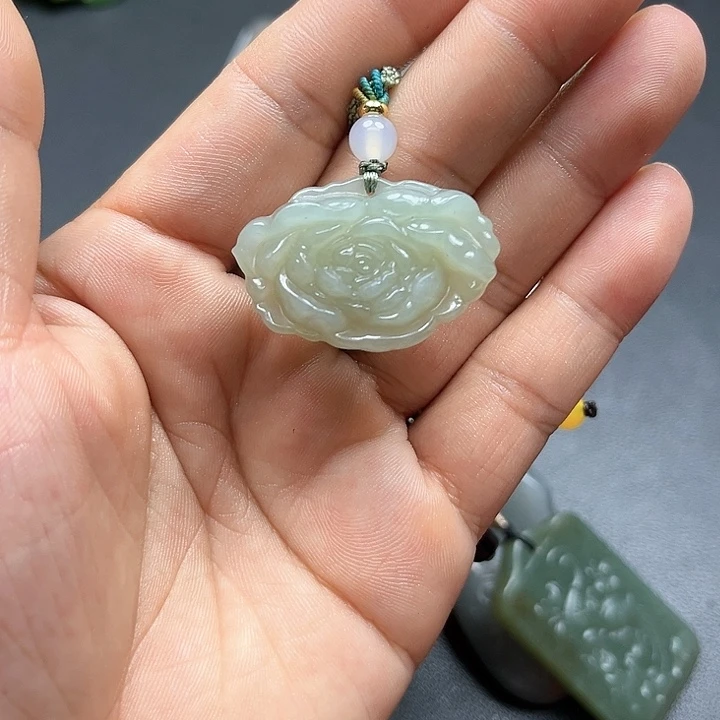【闪购商品】和田玉未镶嵌颈饰