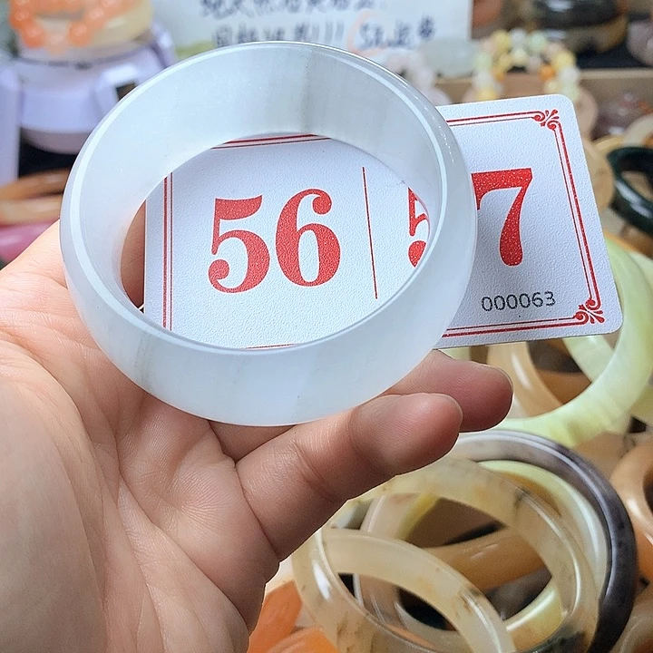 石英质玉（黄龙玉）未镶嵌手镯