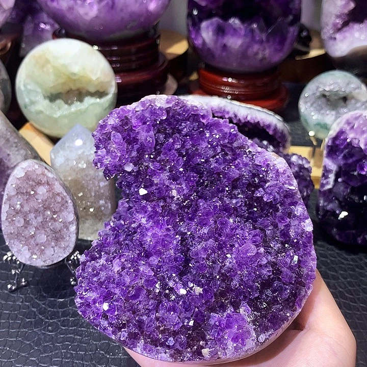 紫晶未镶嵌珠宝半成品