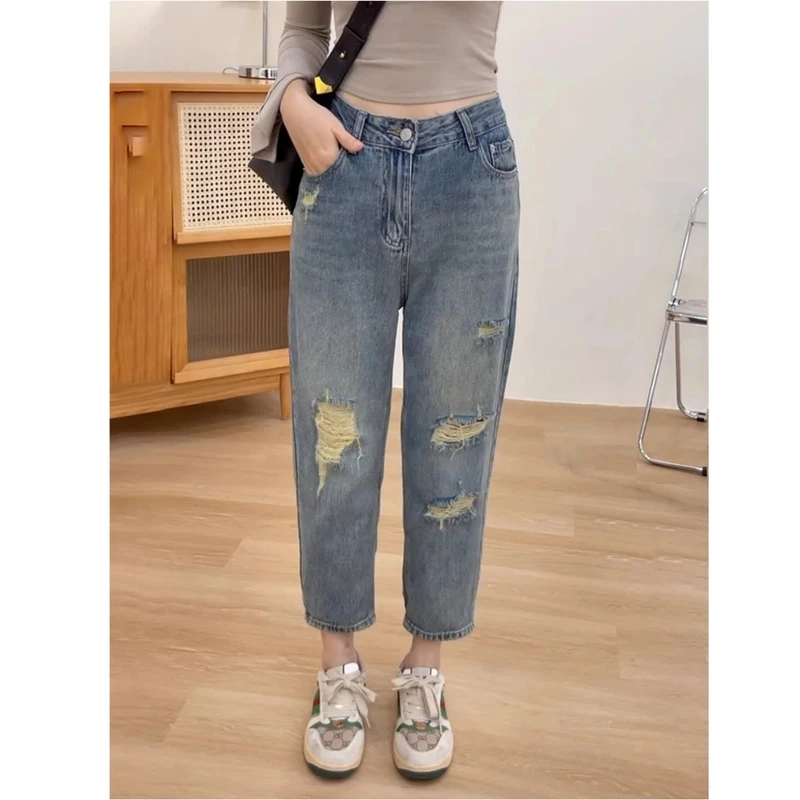 大码女装薄款洋气破洞牛仔裤胖MM高腰秋季九分直筒新款显瘦裤女士