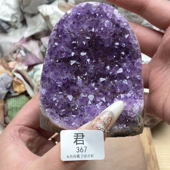 紫晶未镶嵌大型摆件（非配饰）