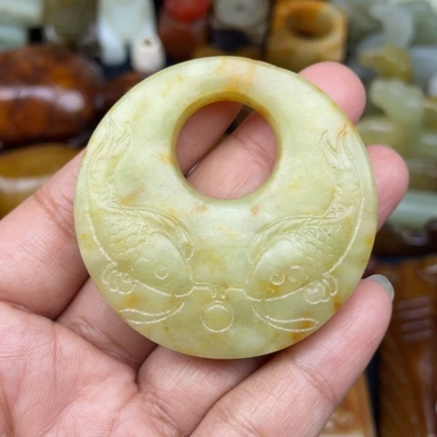 蛇纹石玉未镶嵌颈饰61