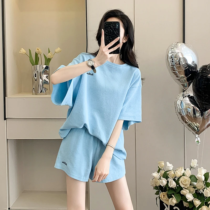 网红炸街时尚减龄2025夏季新款蓝色短袖上衣短裤韩版运动休闲套装