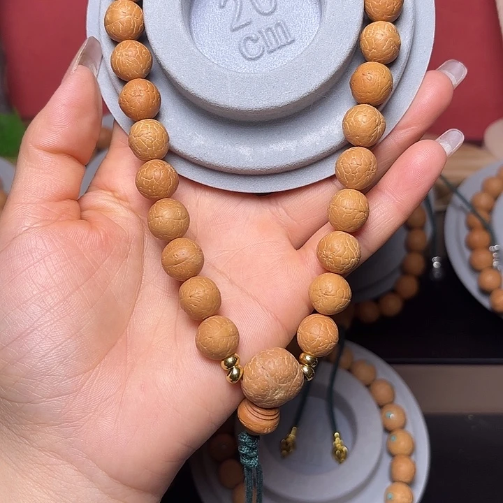 婉***宝凤眼菩提吊坠27手持，2025年新籽