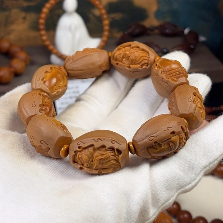 不***-手串橄榄核一念之间