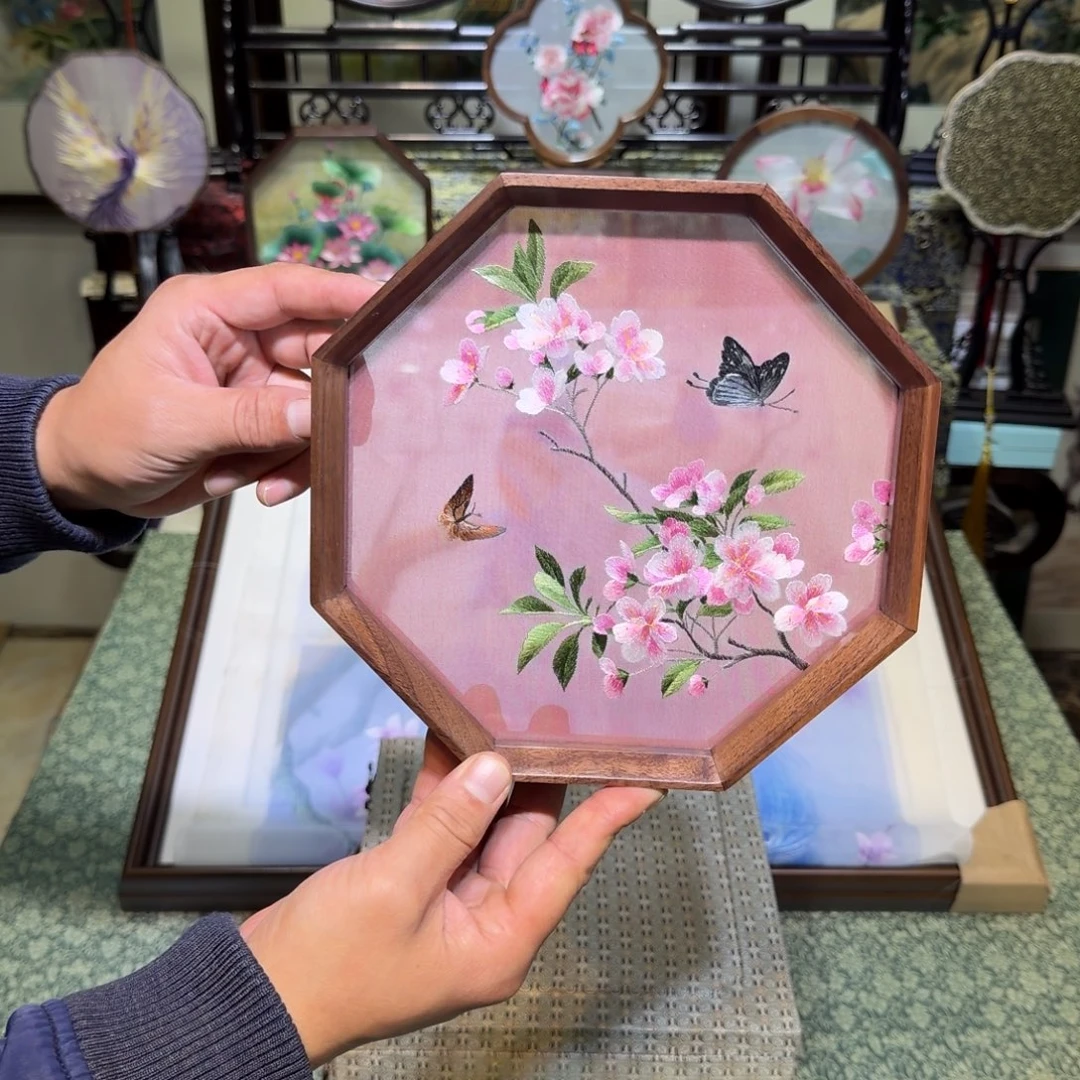 刺绣手工苏绣工艺制作技艺精湛