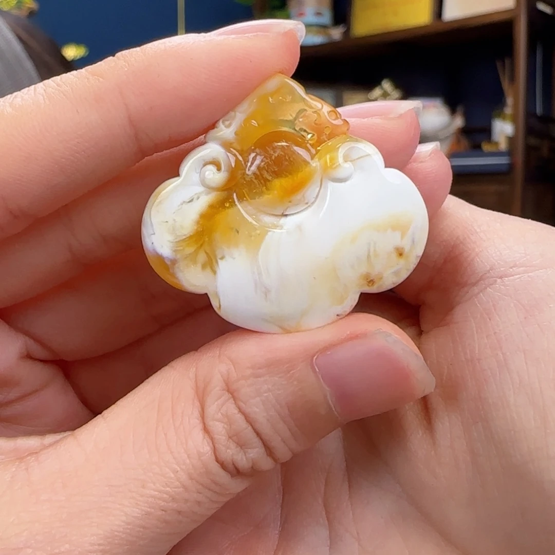 未镶嵌颈饰蜜蜡ﾟ****1111111111