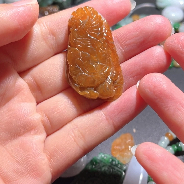 【闪购商品】翡翠颈饰未镶嵌天然翡翠