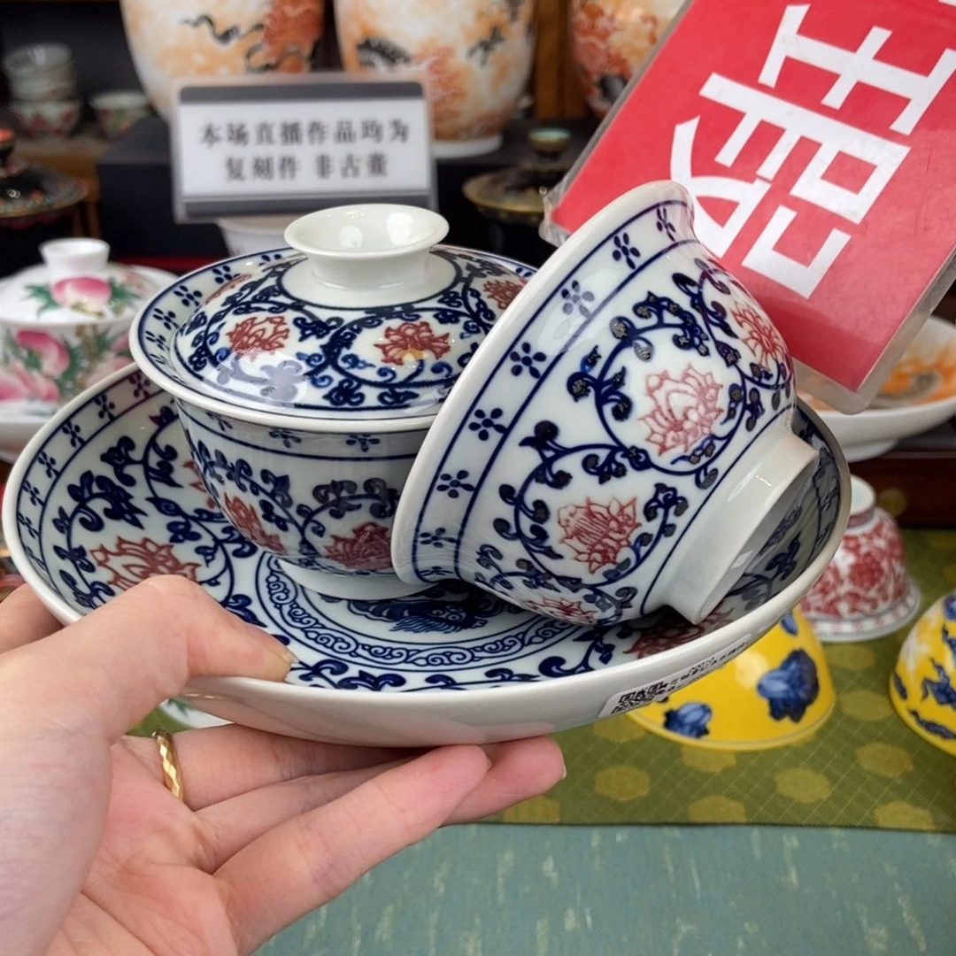 陶瓷的大家庭的温暖和温暖