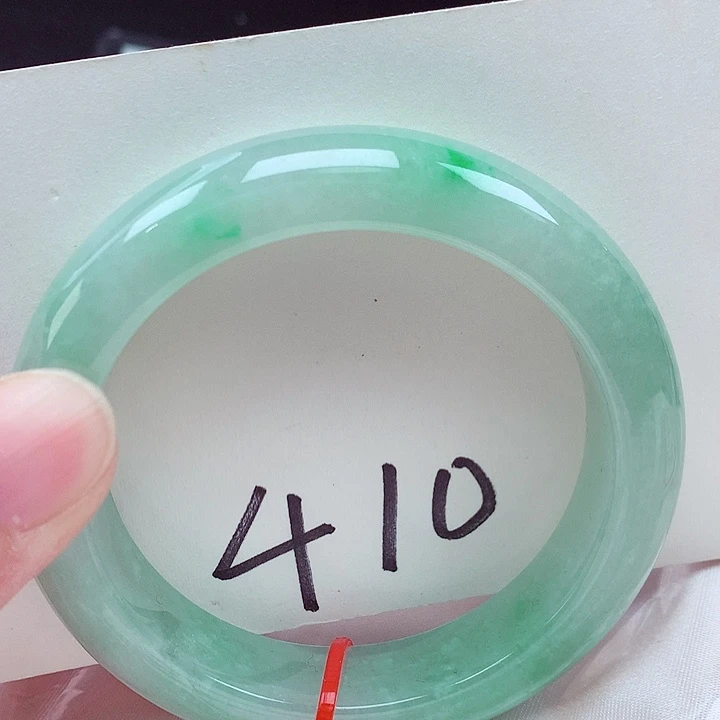 翡翠未镶嵌手镯翡翠