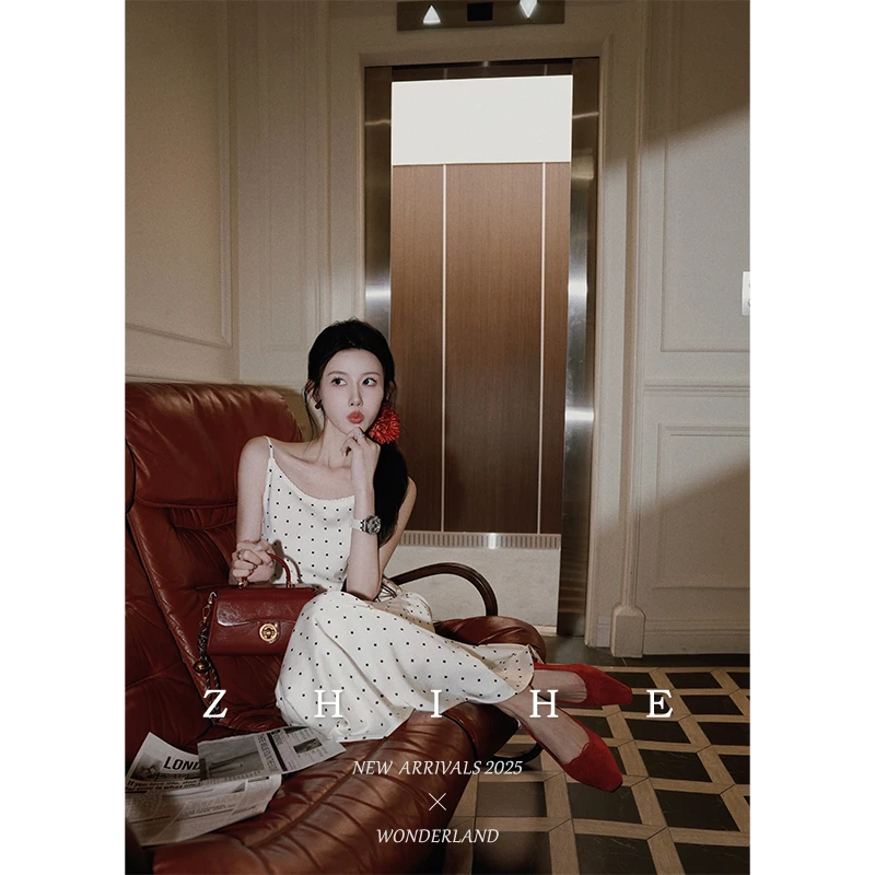 无艳一禾【法甜茶歇】法式复古缎面波点吊带飘带上衣+半裙