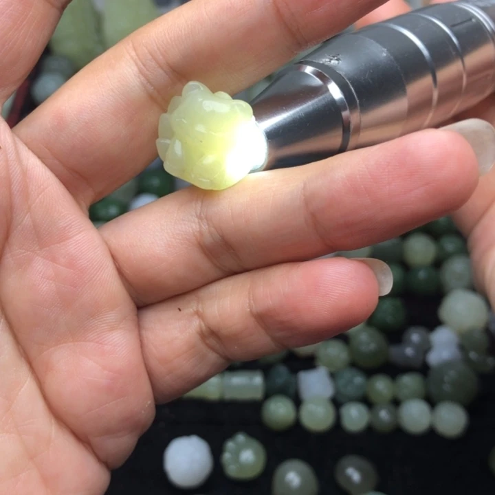 【闪购商品】和田玉未镶嵌颈饰