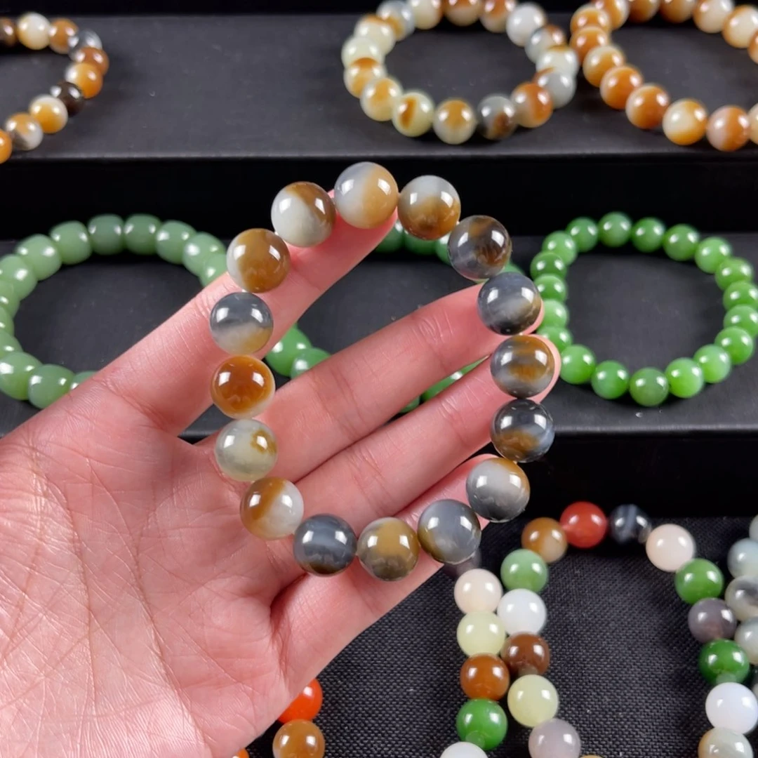 和田玉手镯未镶嵌卡12颗颗三色