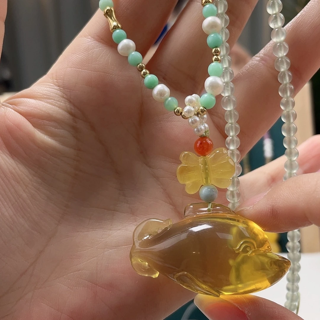 未镶嵌蓝珀裸石蓝珀吊坠