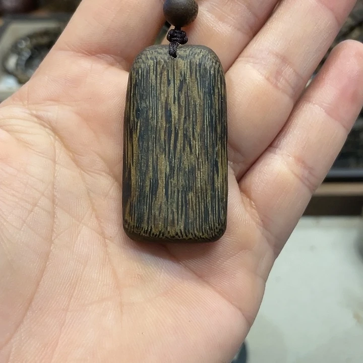 沉香吊坠奇楠挂件红油老料