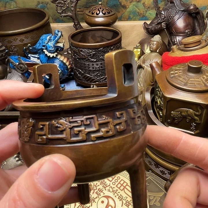 精美铜器批发档口