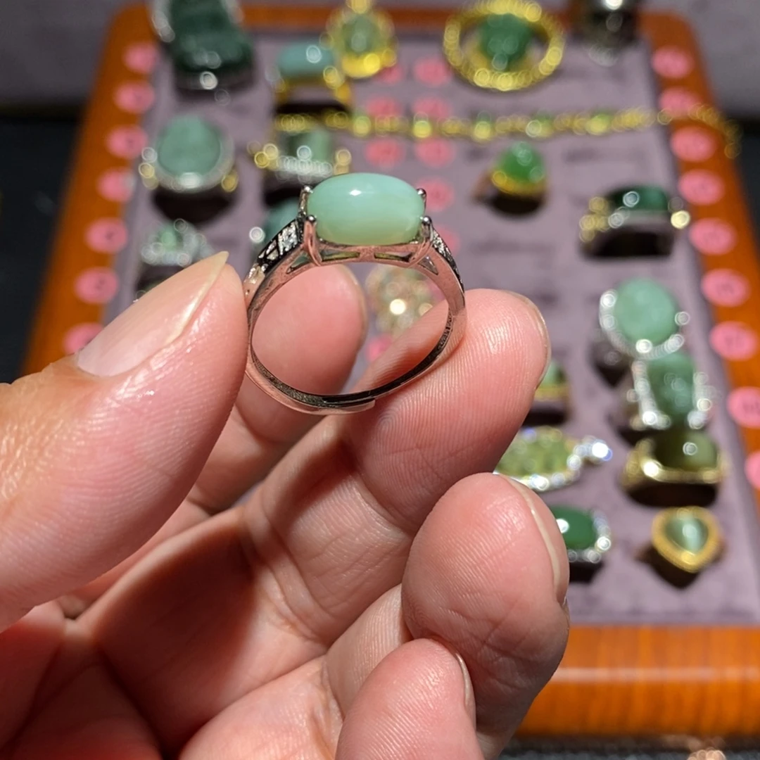 和田玉（碧玉）未镶嵌戒指