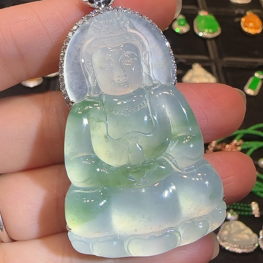 翡翠18K金镶嵌吊坠(赠链)