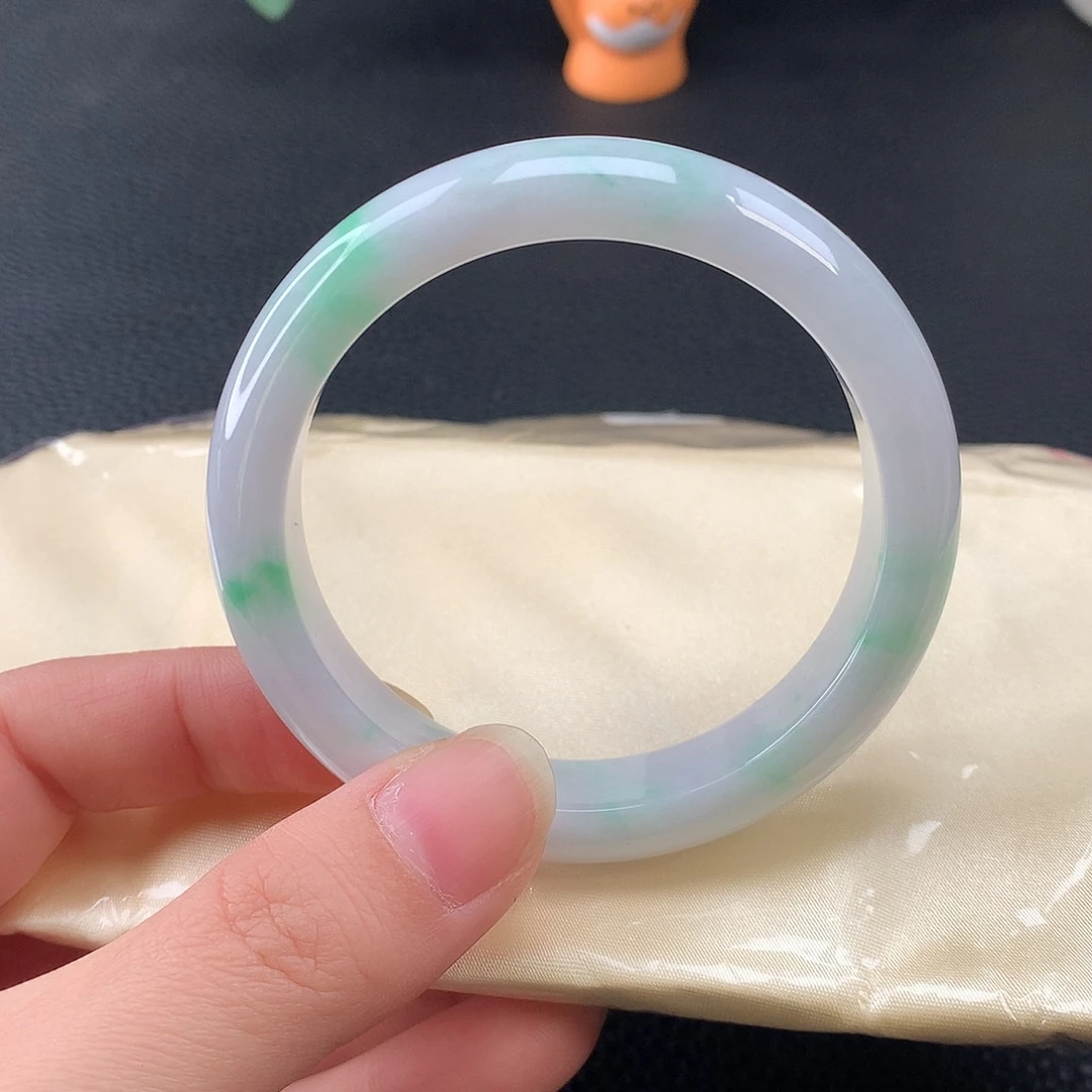 翡翠未镶嵌手镯翡翠