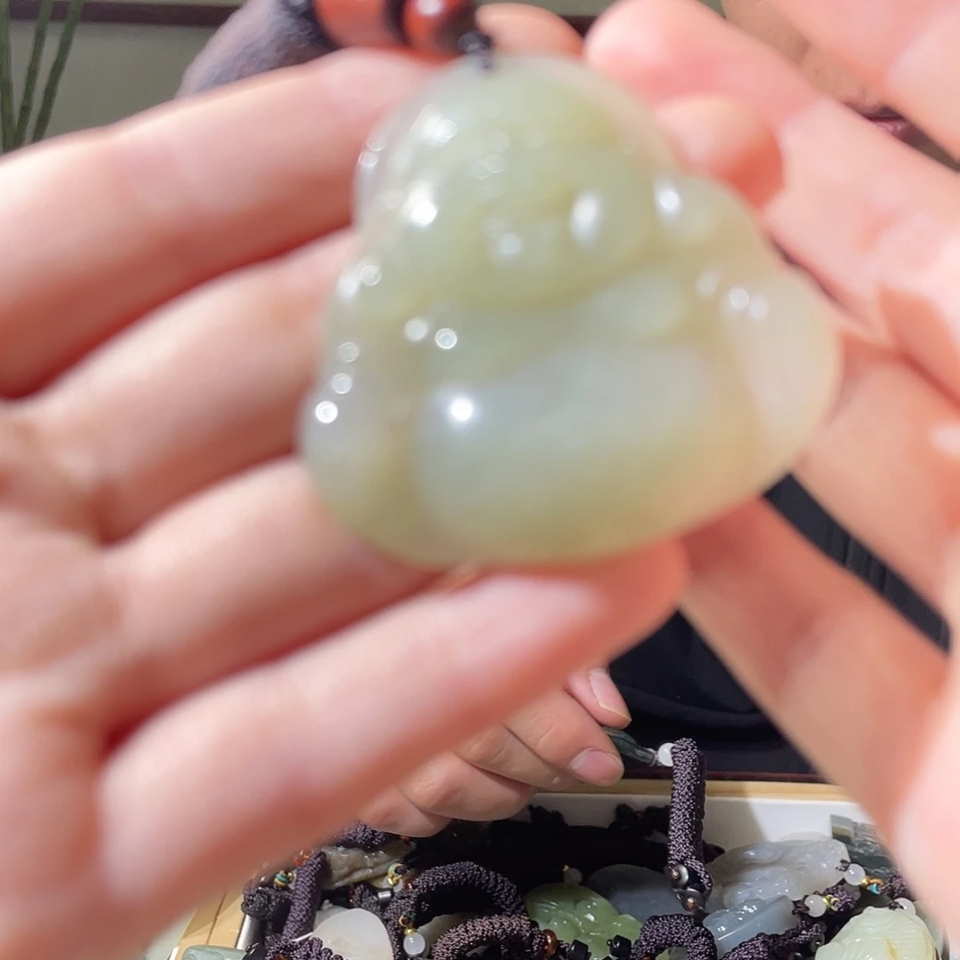 和田玉未镶嵌颈饰完美主义者慎拍