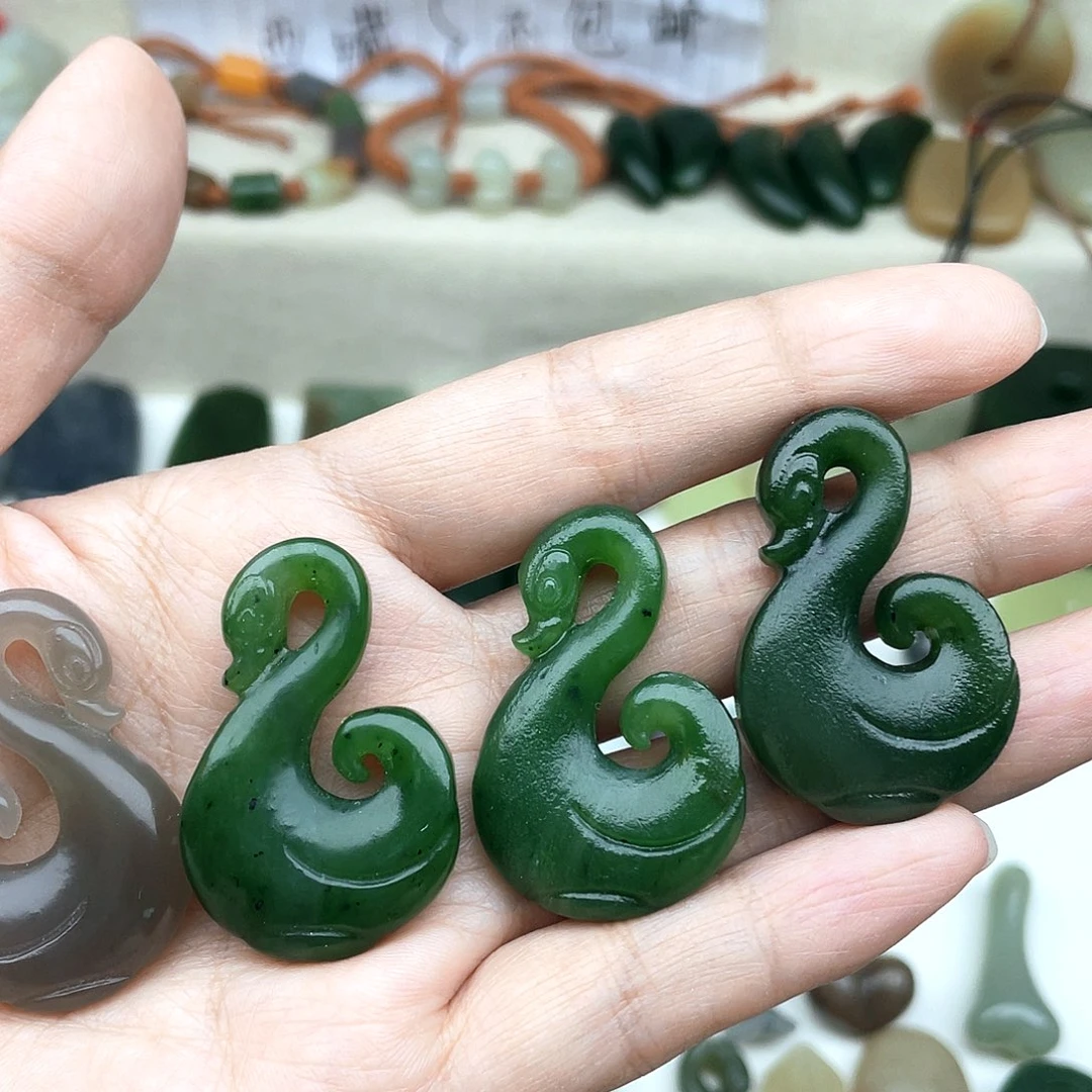 颈饰未镶嵌和田玉