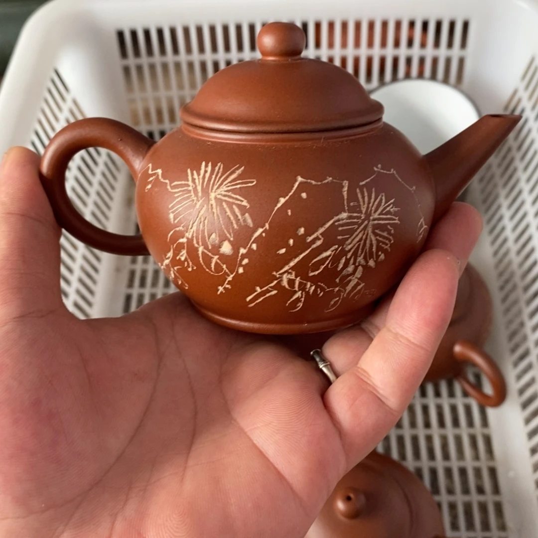 费***嘎茶壶紫砂内紫外红菊花