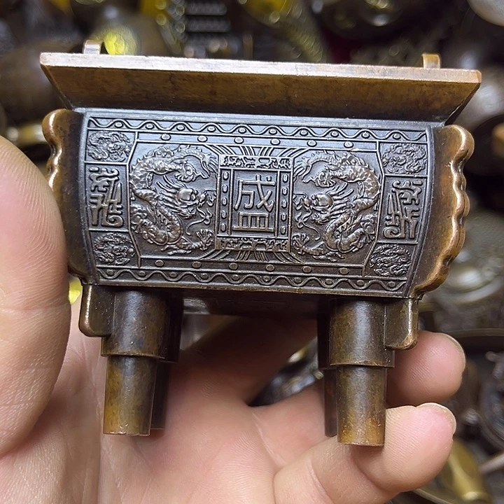 诚信经营精美铜器