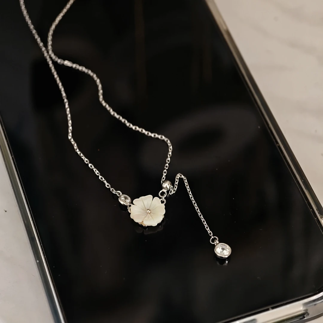 坠链均925银 9880花朵吊坠银项链