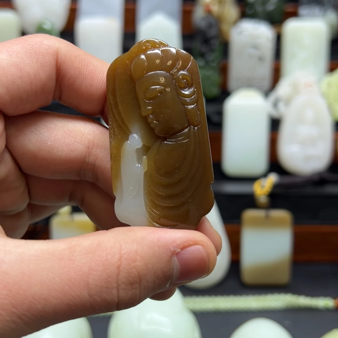 和田玉未镶嵌挂件