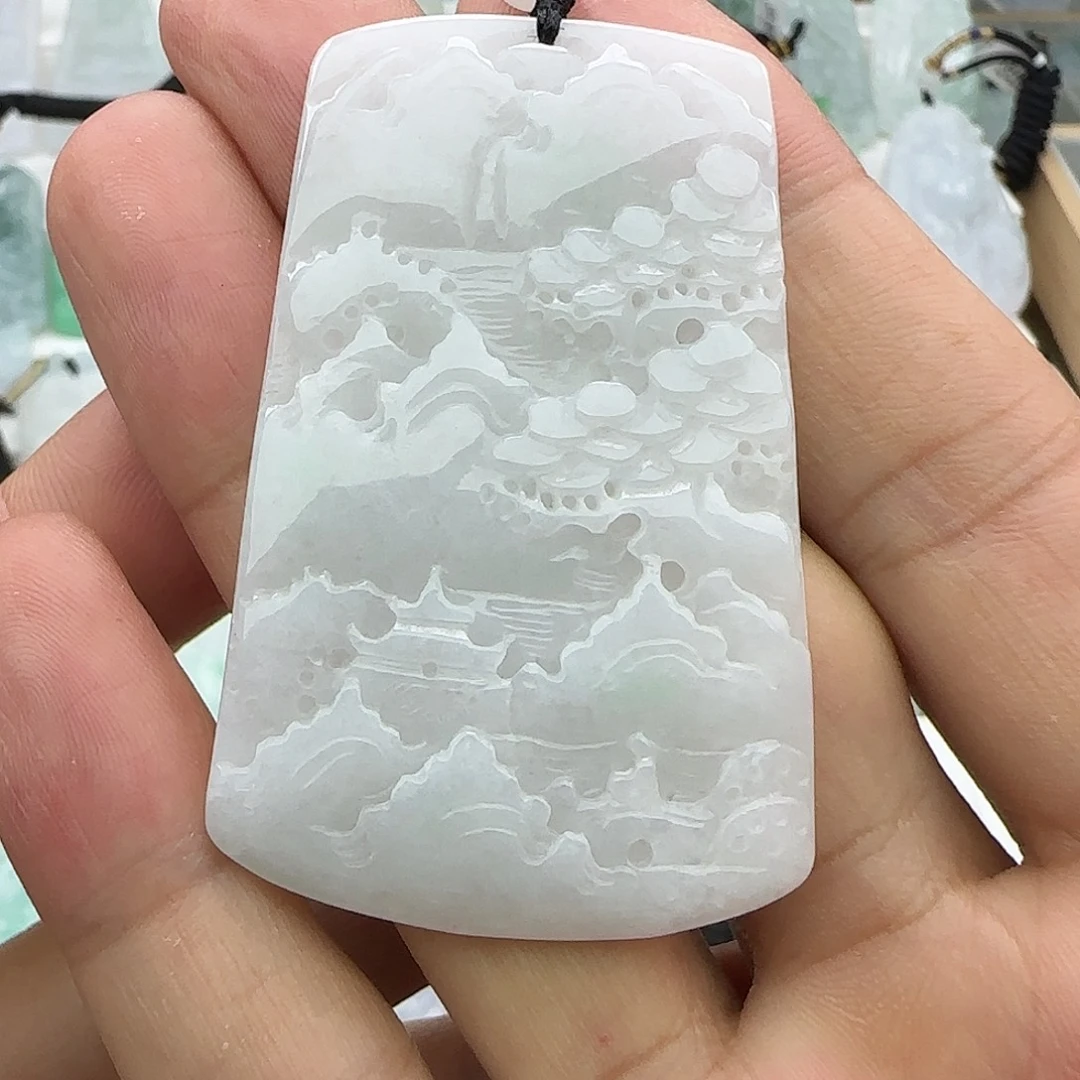 翡翠未镶嵌颈饰翡翠