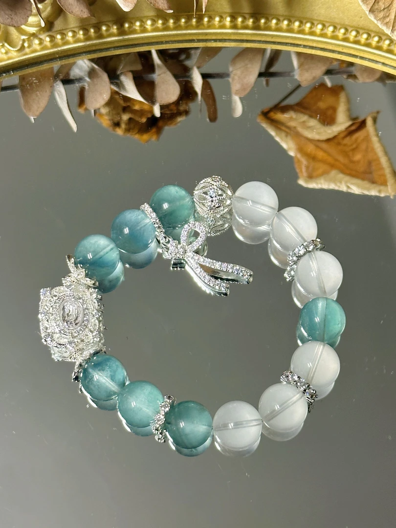 （天空之境)蓝萤石奶白晶水晶手串手链  颜色微差多样性发其一L004