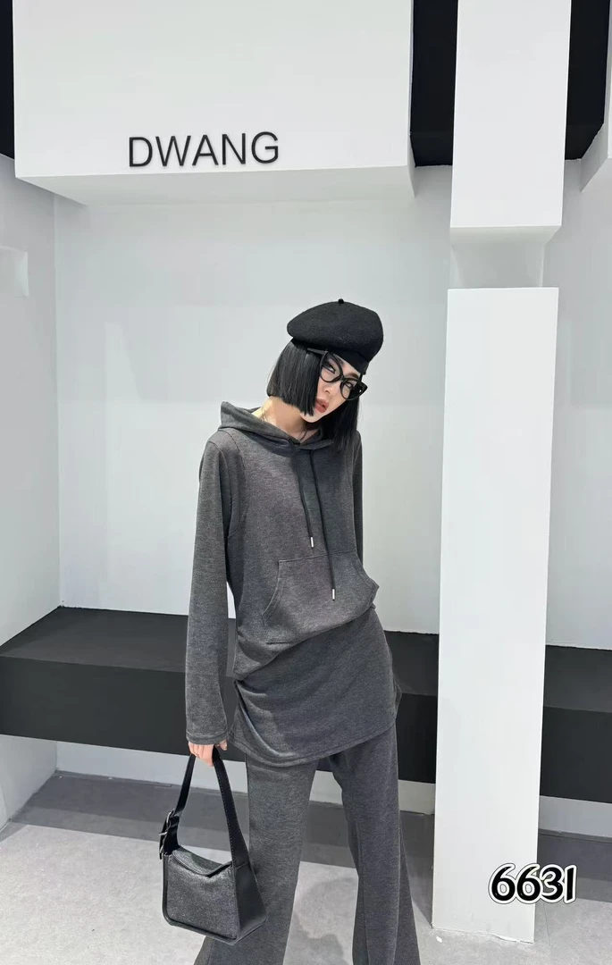 爽爽服饰春秋新款两件套显瘦穿搭