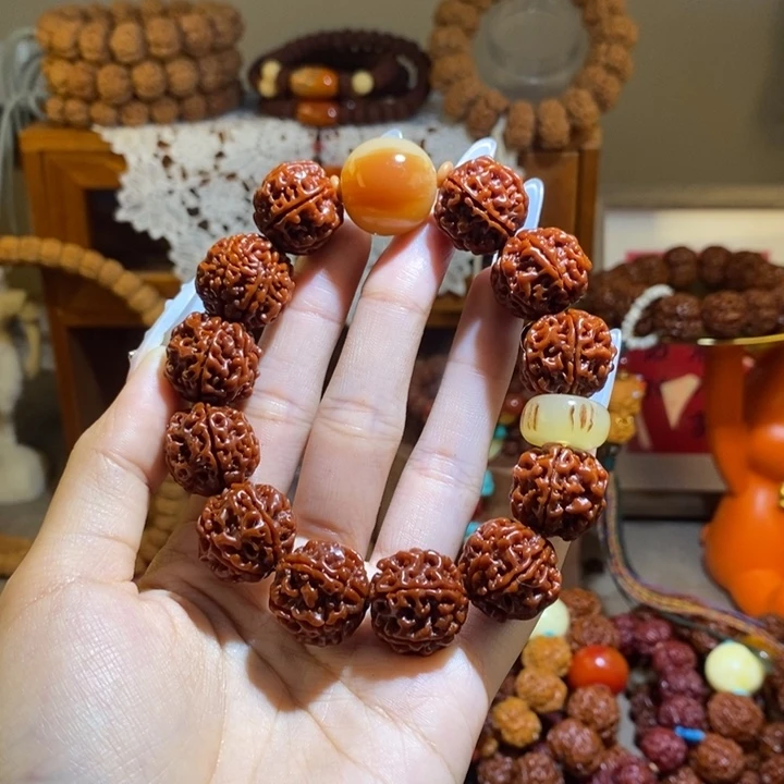 金刚菩提吊坠186玉华yjm灰扣