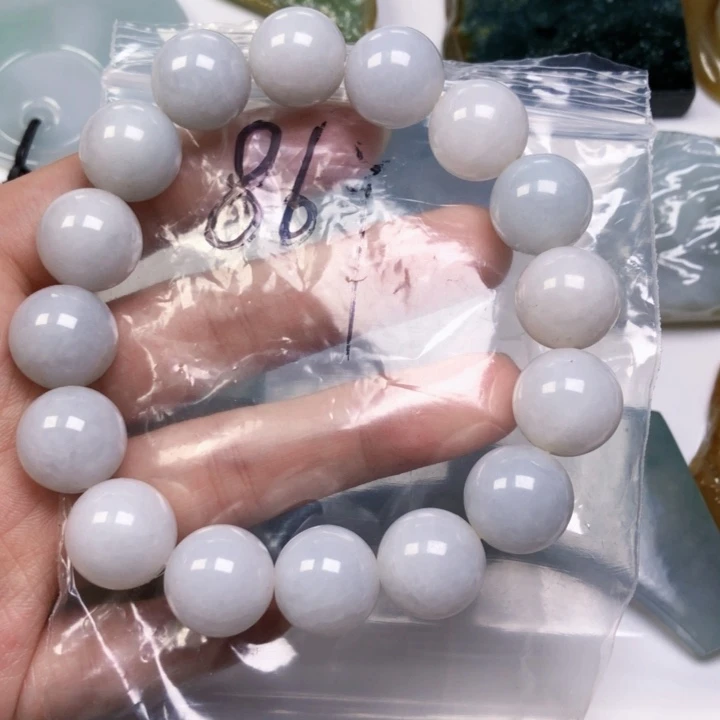 翡翠未镶嵌颈饰缅甸天然翡翠片料牌子珠子平安扣