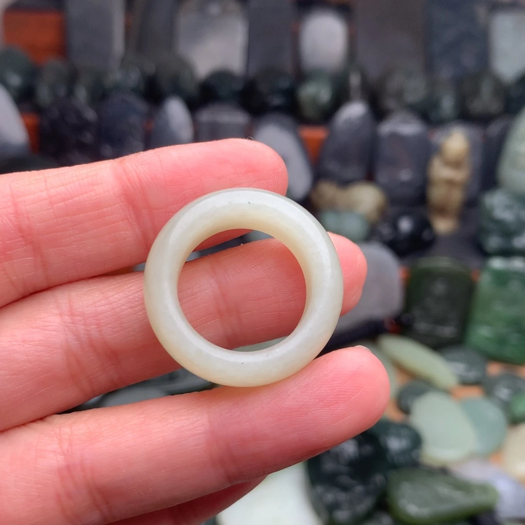 和田玉未镶嵌颈饰挂件22