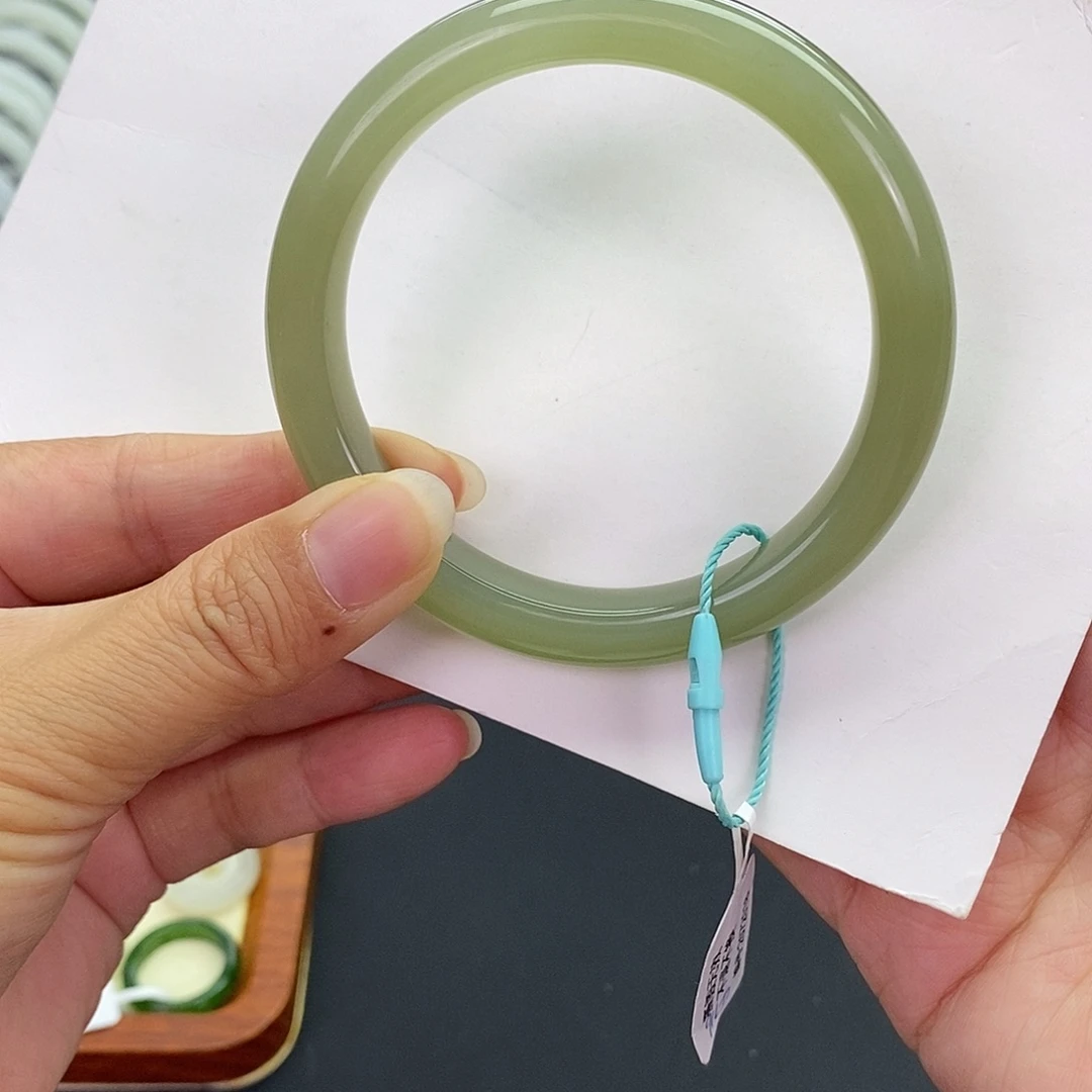 和田玉未镶嵌珠宝奇石和田玉手镯58