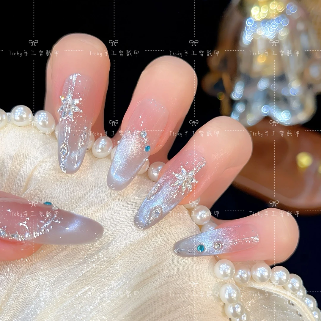 【天空之境】纯手工穿戴甲气质纯欲风轻奢百搭猫眼爆闪美甲