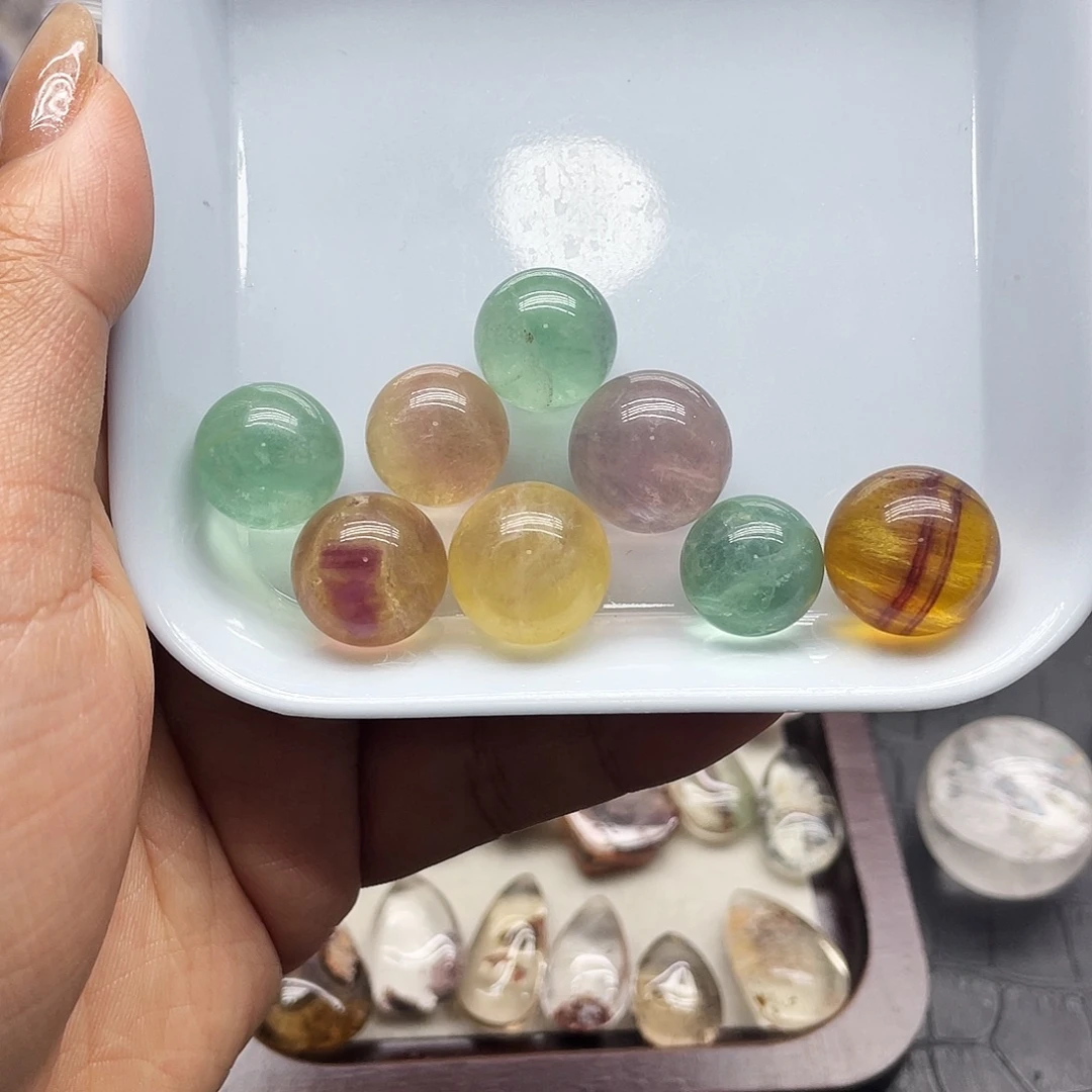 水晶未镶嵌珠宝半成品38