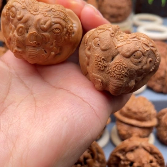手串/手链核桃象神蛤蟆头核桃雕刻核桃