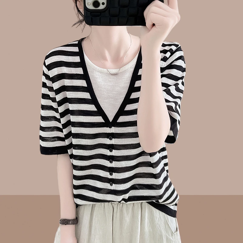 拼接短袖t恤女2025夏季新款宽松冰丝假两件V领针织衫女装爆款上衣