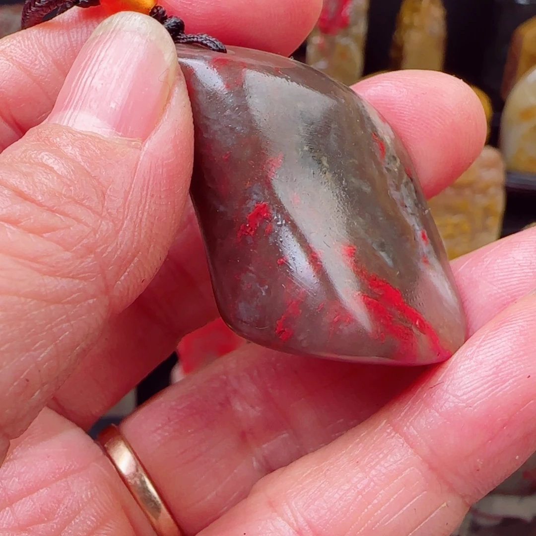 昌化石昌化鸡血石