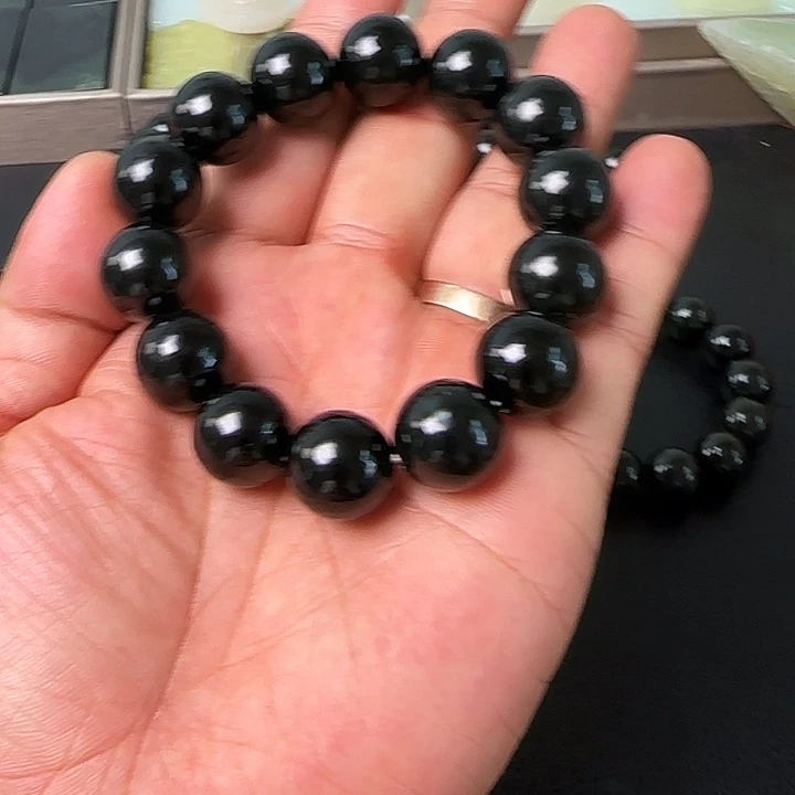 手链未镶嵌和田玉